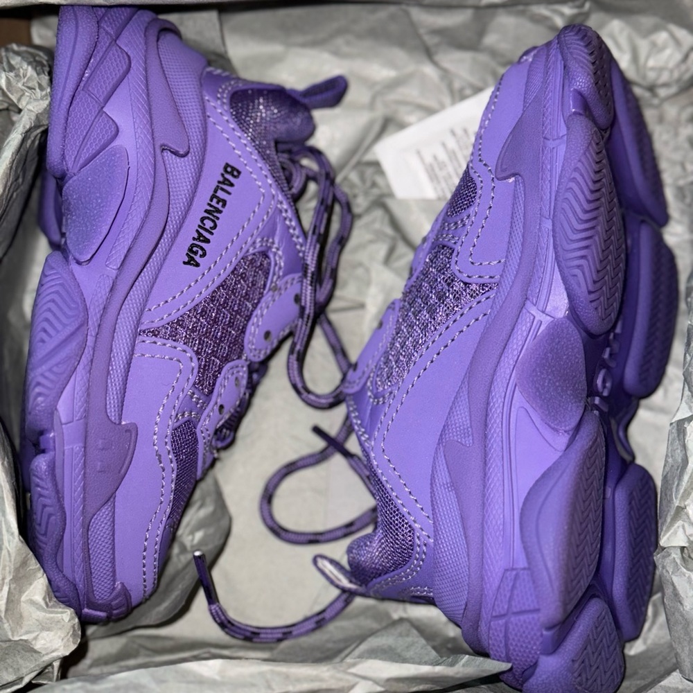 Balenciaga toddler size 25(9) purple sneakers